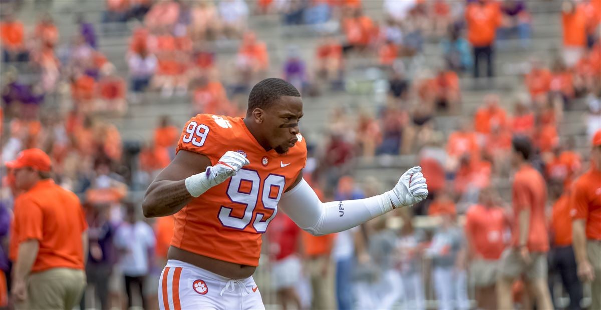 Clelin Ferrell, Las Vegas, Edge