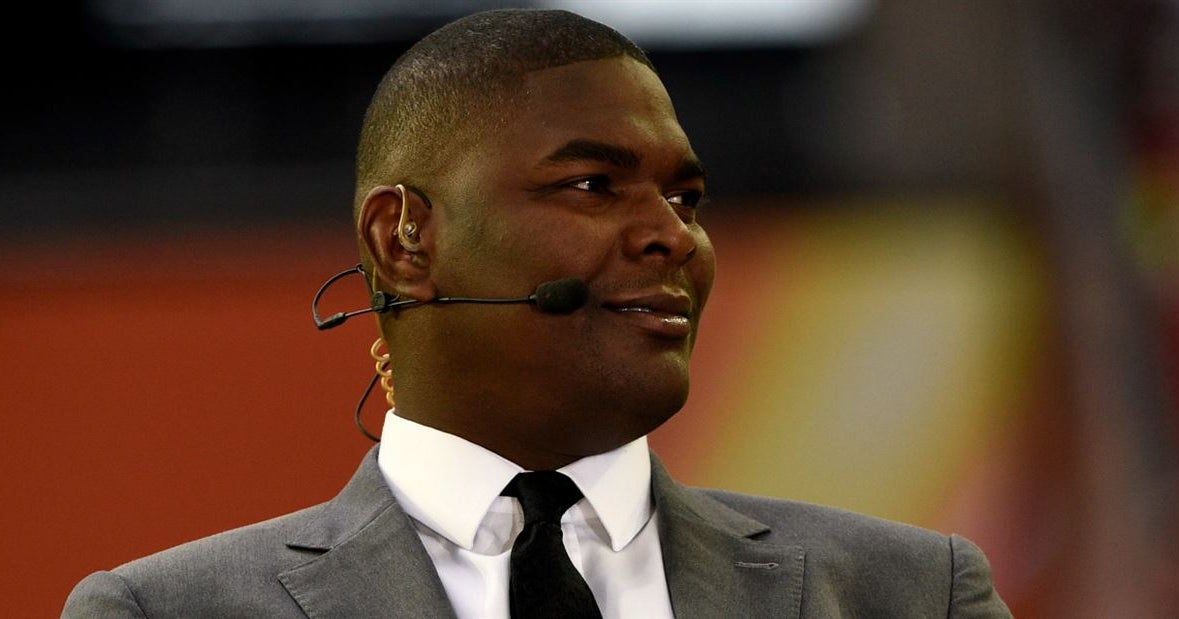Keyshawn Johnson Sr. to son: 'You will not embarrass Nebraska'