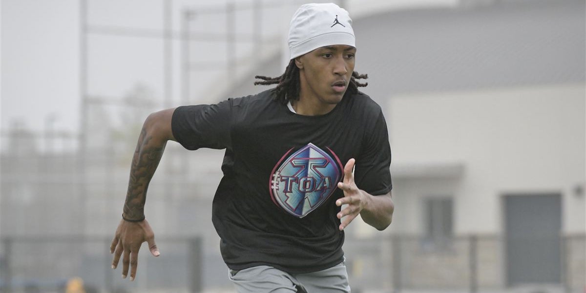 https://s3media.247sports.com/Uploads/Assets/888/562/13562888.JPG?width=1200&height=600&crop=2:1&fit=cover