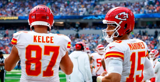 Travis Kelce and Patrick Mahomes 