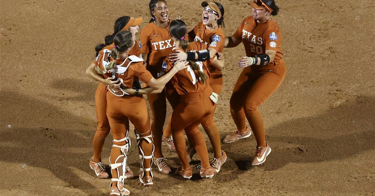 Two-time defending national champion Texas softball coach Mike White joins the Horns247 Flagship Podcast