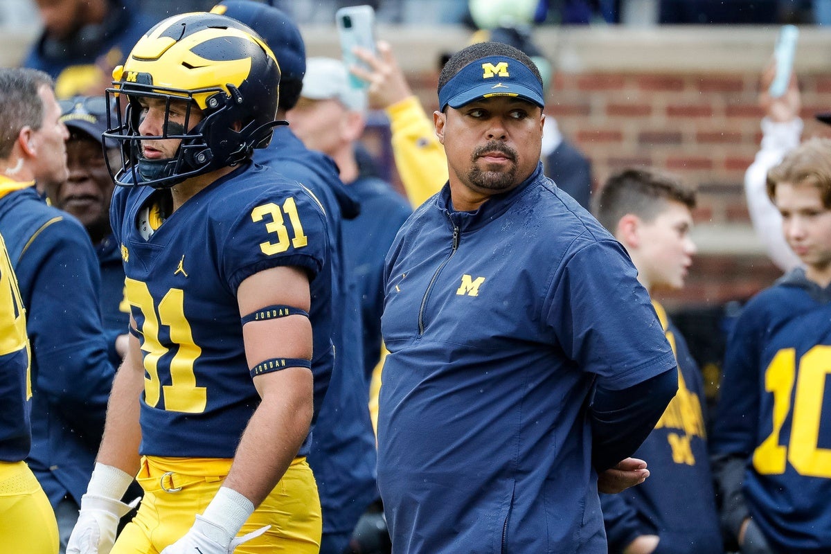 Michigan RB coach Mike Hart: 'Health is good'