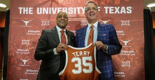 The Daily Dish: Is Rodney Terry Texas' missing piece? The Daily Dish: Is Rodney Terry Texas' missing piece?