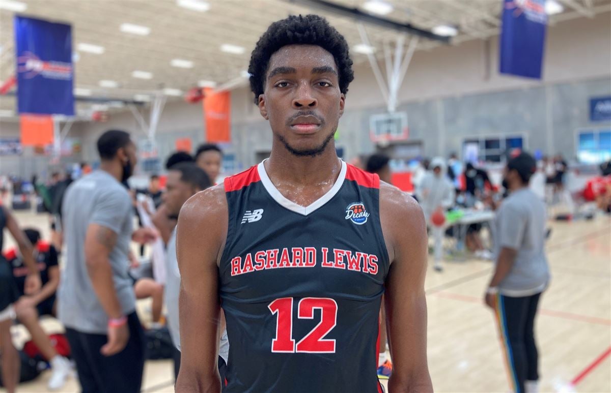 Threestar big man Ja'Vier Francis picks Houston