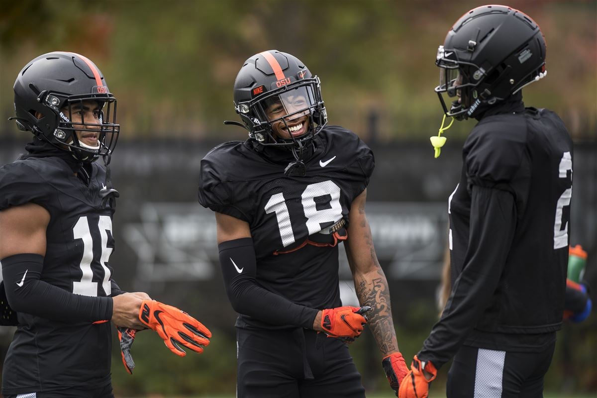 Oregon State's defensive backs working to develop into playmakers