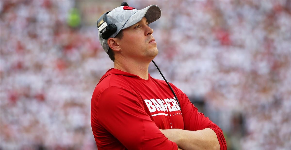 Who is Jim Leonhard: Get to know Wisconsin football interim coach with Paul  Chryst out