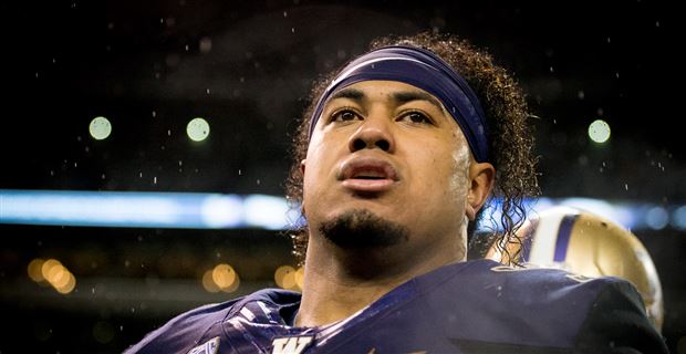 Vita Vea A Polynesian College Football Poy Award Finalist