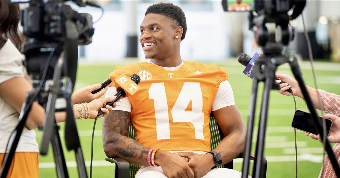 WATCH: Vols quarterbacks and receivers recap offseason, preview fall camp