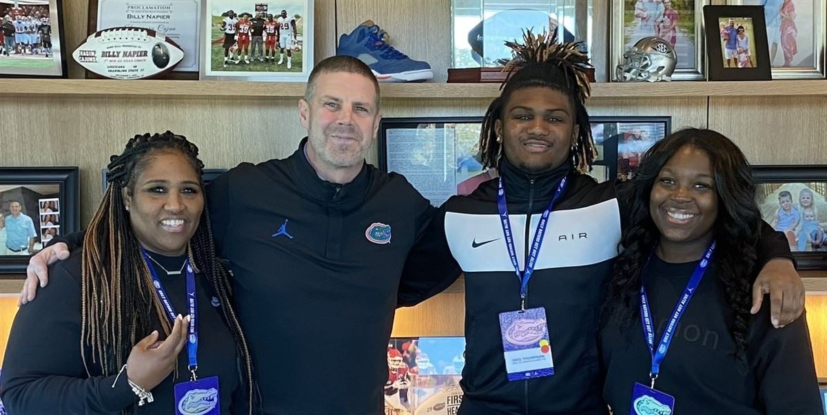 Gators showed a lot of love to LB Kris Thompson during first ever visit