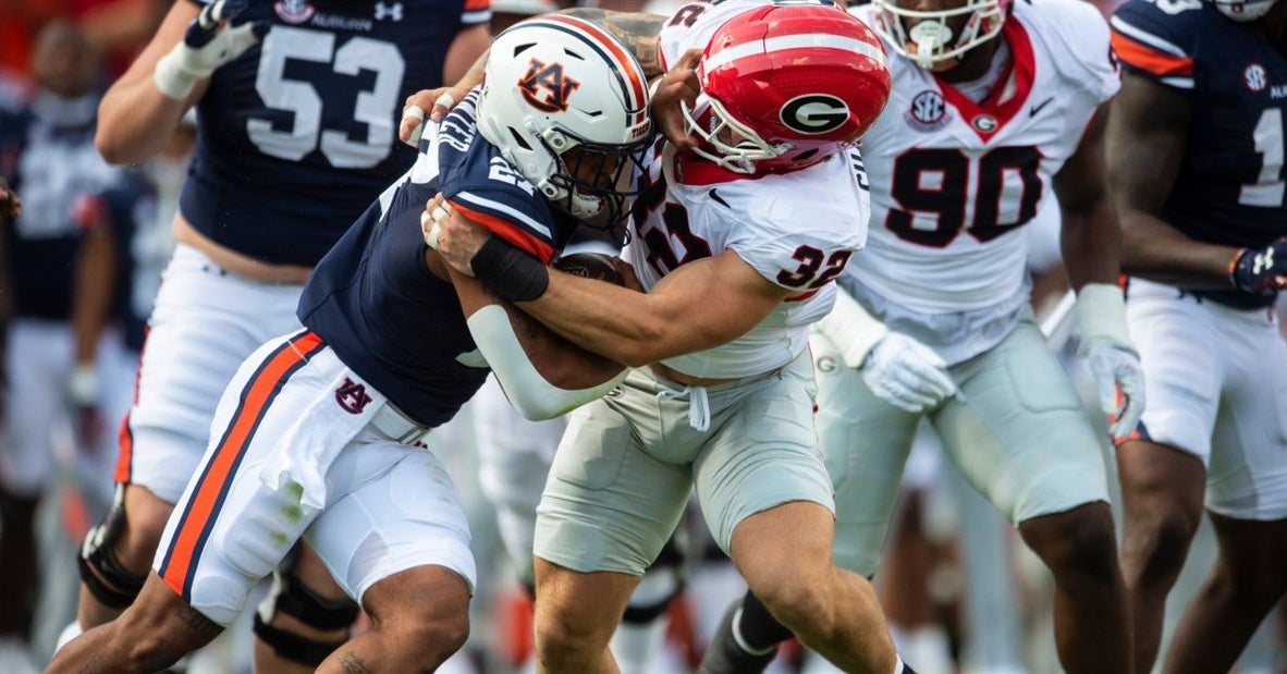 vs Auburn opening line has Dawgs as heavy favorites over the Tigers