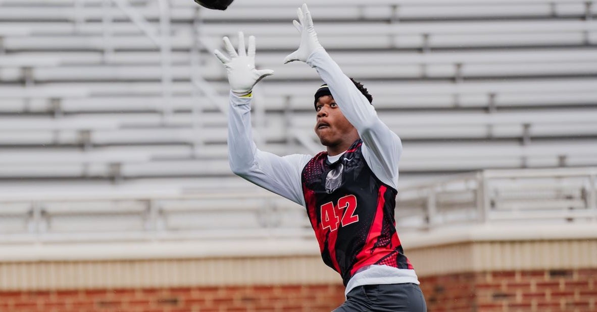 Top-100 WR Kesean Bowman commits to Tennessee: 'I can make explosive plays in that offense'