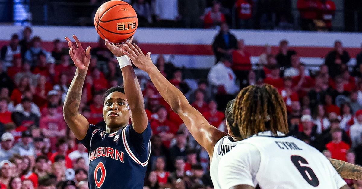 Auburn-Arizona set for Nov. 13 at Neville Arena