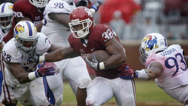 Samaje Perine Zeroes in on Becoming Best of OU's Best Running Backs