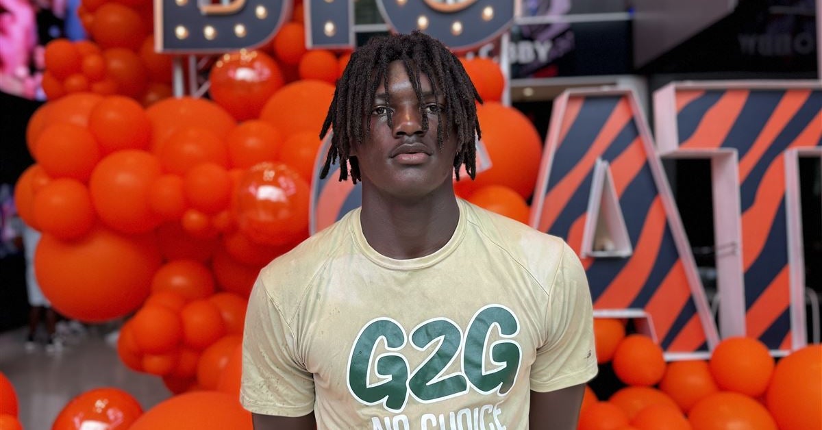 Top100 tight end Xavier Tiller locks in Louisville visit