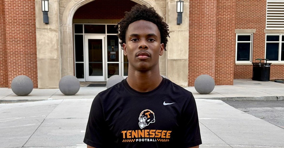Michigan makes a big move for newly-offered Top247 WR Jeramy Laster; new offense very intriguing