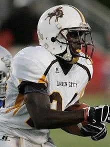 JuCo Football Forer - Tyreek Hill #81, Wide Receiver with the Kansas City  Chiefs, formerly of West Alabama, Oklahoma State and Garden City JuCo at  training camp.