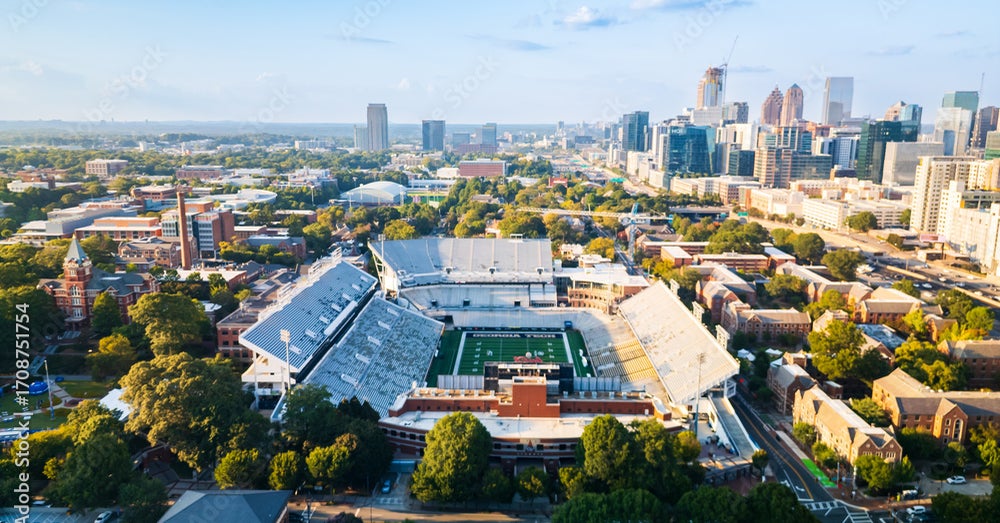 Georgia Tech Holds 10-7 Lead After One Quarter