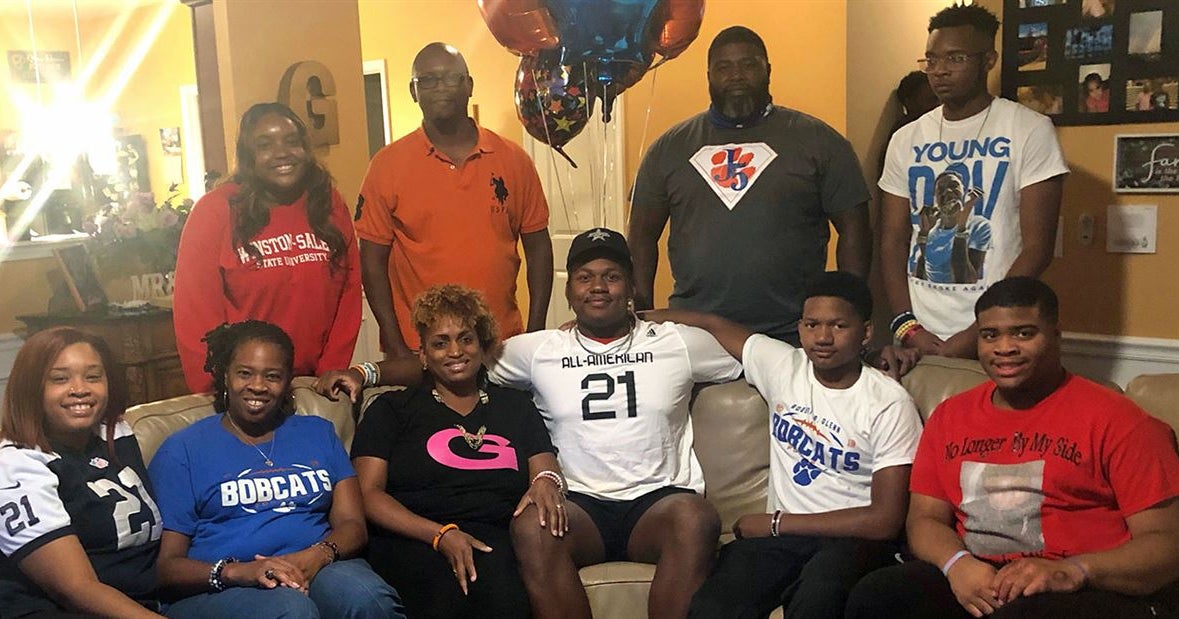 UNC football commit Jahvaree Ritzie awarded All-American Bowl jersey UNC football commit Jahvaree Ritzie awarded All-American Bowl jersey