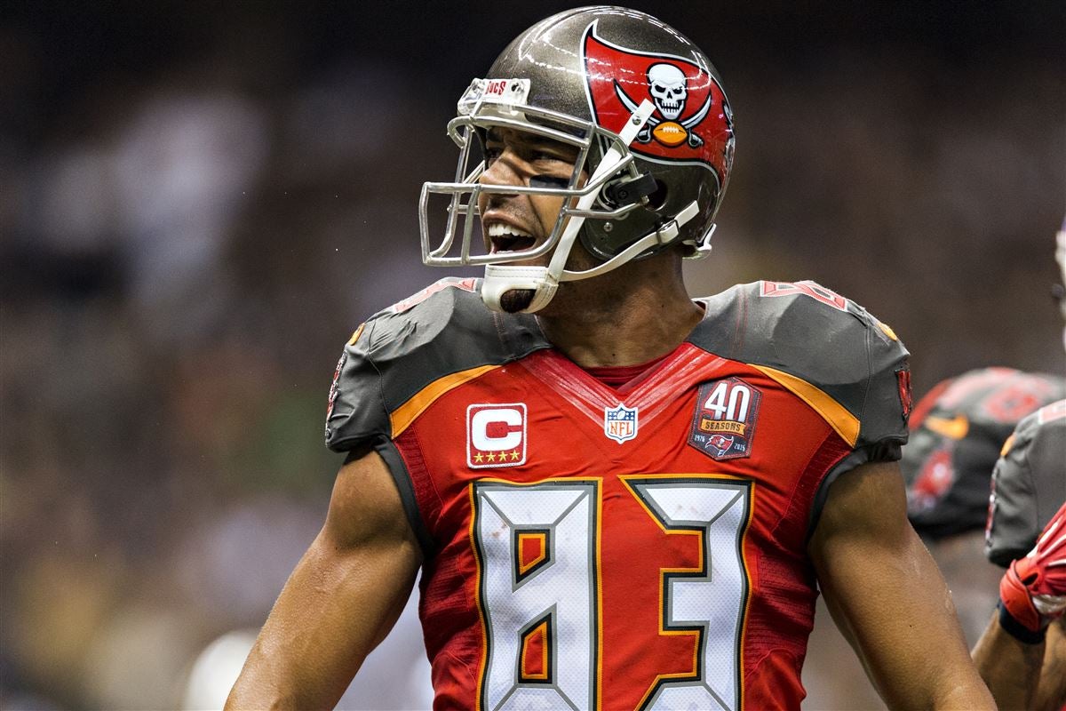 Former Tampa Bay Buccaneer Vincent Jackson may have struggled with  alcoholism, CTE, sheriff says