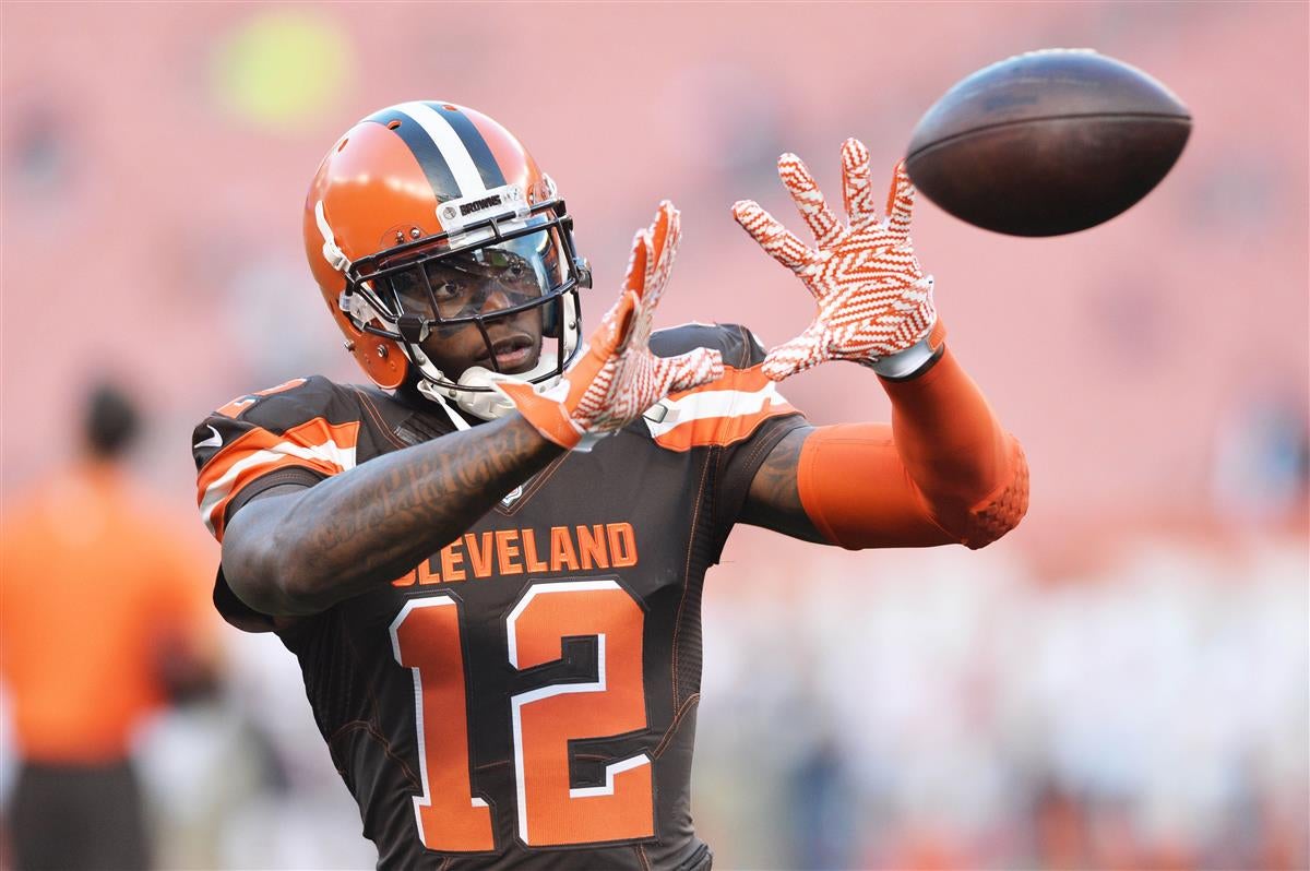 826 Josh Gordon American Football Player Stock Photos, High-Res