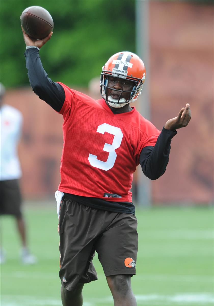 Former Cleveland Browns' QB Thad Lewis named NFL quarterback coach