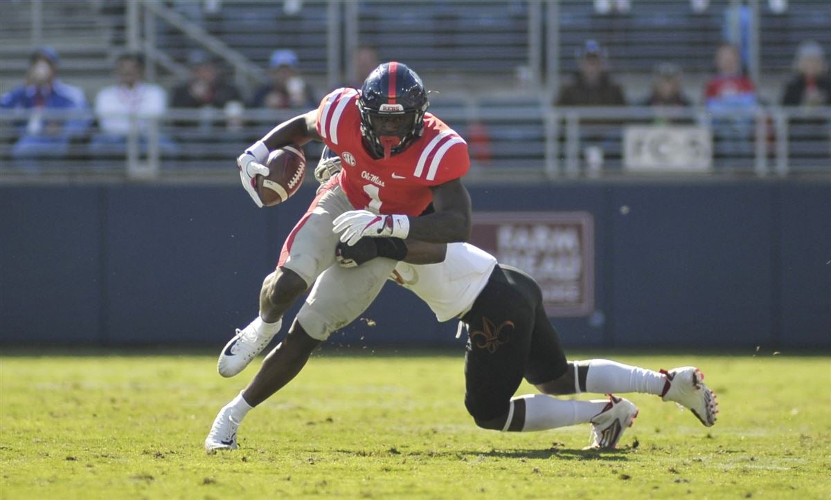 Ole Miss wide receiver A.J. Brown (1) carries the ball during the first  half of an NCAA football game. Saturday, November 10, 2018 in College  Station, Tex. (TFV Media via AP Stock Photo - Alamy