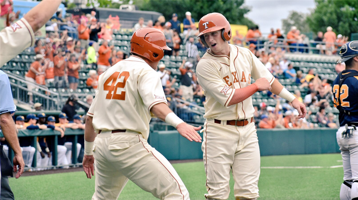 Texas Longhorns baseball: Quirky walk-off win clinches Big 12