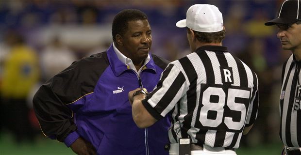 Former NFL coach Dennis Green dies at 67