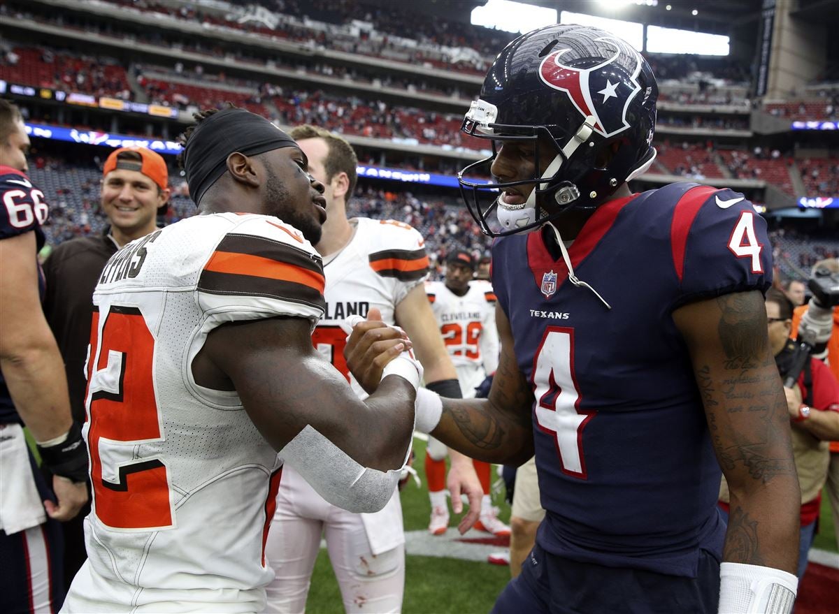 Deshaun Watson Arrived To The Texans Game Rocking A Sweet Throwback Jersey