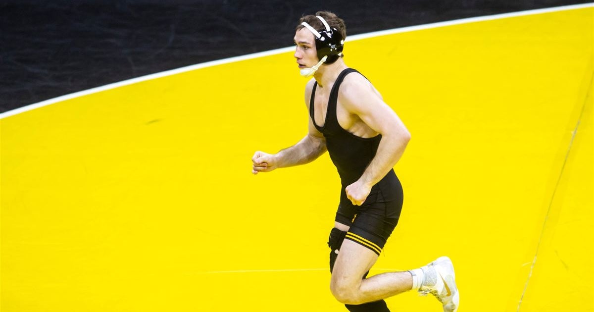 Iowa wrestler Spencer Lee launches clothing line
