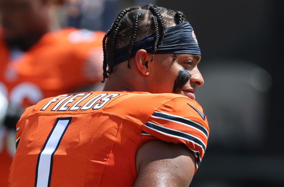 Chicago Bears offensive tackle Braxton Jones joins us LIVE in studio