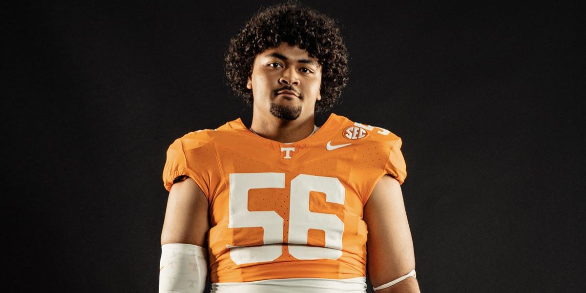 Elite OL Douglas Utu names leader coming off official visit to Tennessee