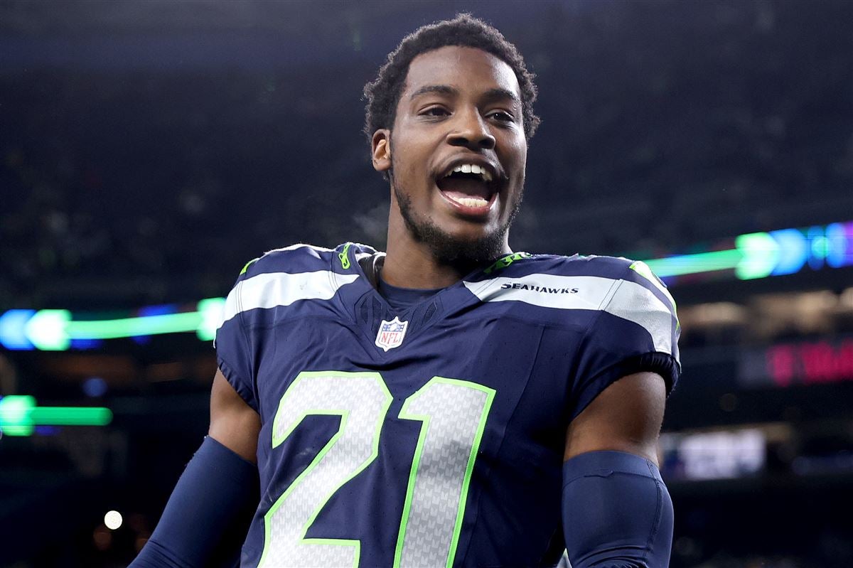 Illini great, Seahawks rookie Devon Witherspoon named to 2024 Pro Bowl