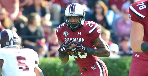 South Carolina TE Nick Muse flips into pool after Vikings draft him