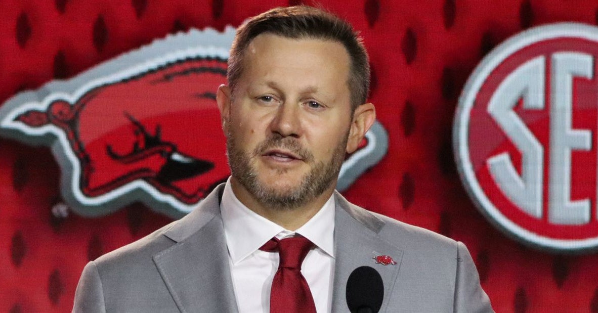 Reasons for negativity abound around Razorback football