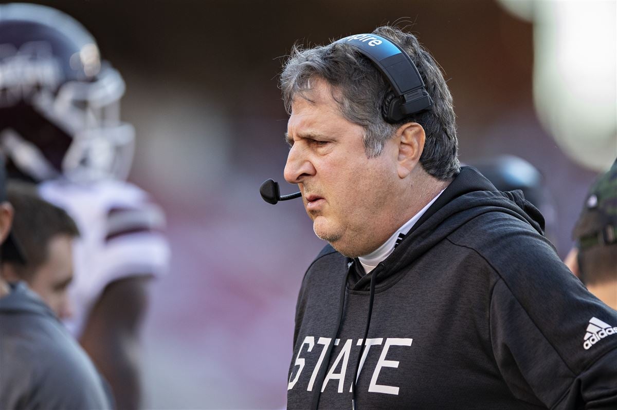Mike Leach suffers heart attack: Situation 'dire' for Mississippi State  head football coach, per report