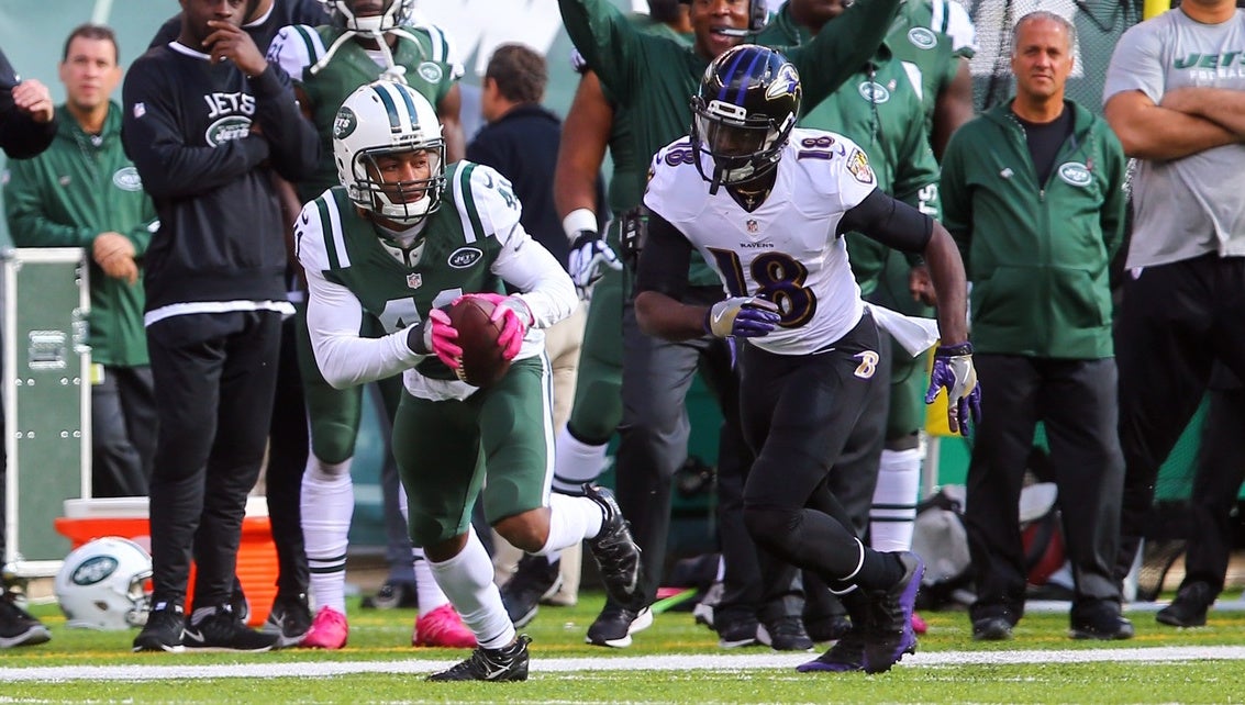 3,610 New York Jets V Baltimore Ravens Photos & High Res Pictures