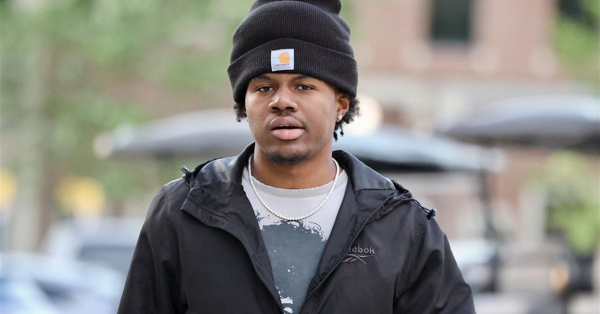 A Thursday visit to Florida State resulted in an off and a shake-up of the official visit schedule for wide receiver Namajay Thompson.