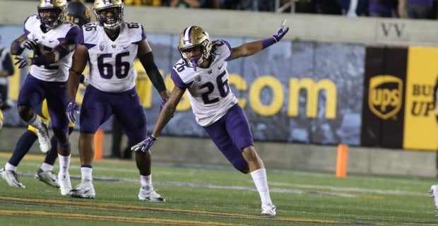 Washington Tight End Cade Otton Drafted by Tampa Bay 106th Overall - UW  Dawg Pound