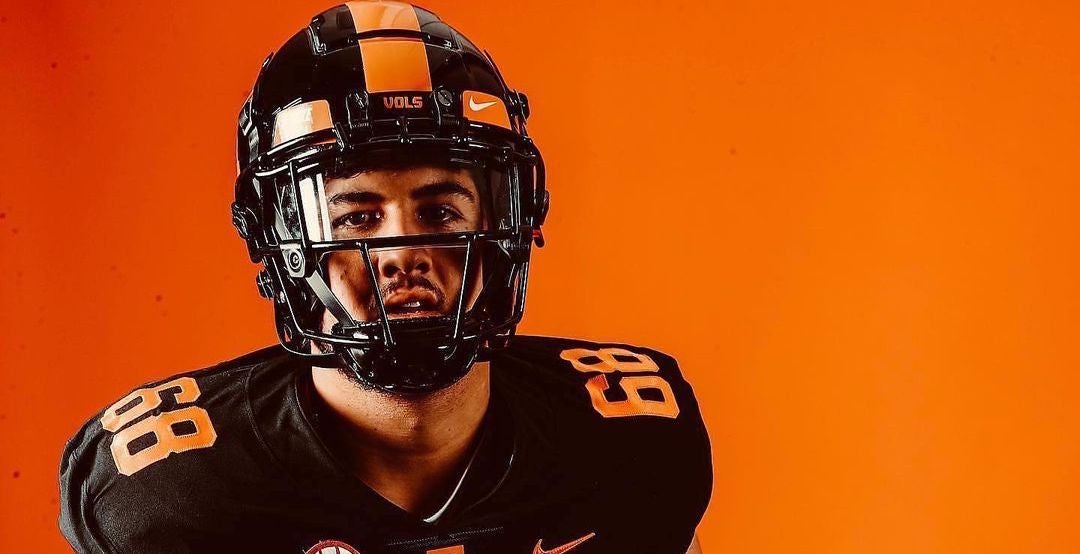 Tennessee adds transfer offensive lineman - Vimarsana News