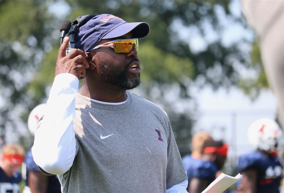 Youtube Donnie Abraham Bucs