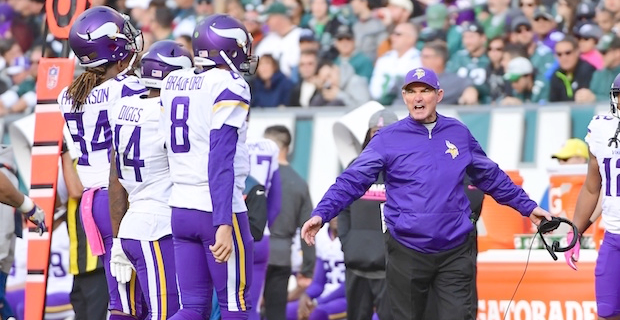 Third-generation DeFilippo now with Vikings as offensive