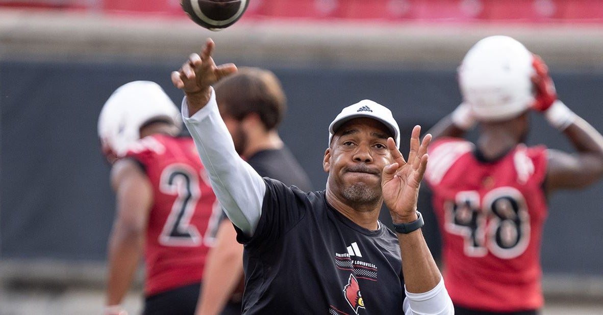 Garrick McGee Expected to Become North Carolina's New Wide Receivers Coach Garrick McGee Expected to Become North Carolina's New Wide Receivers Coach