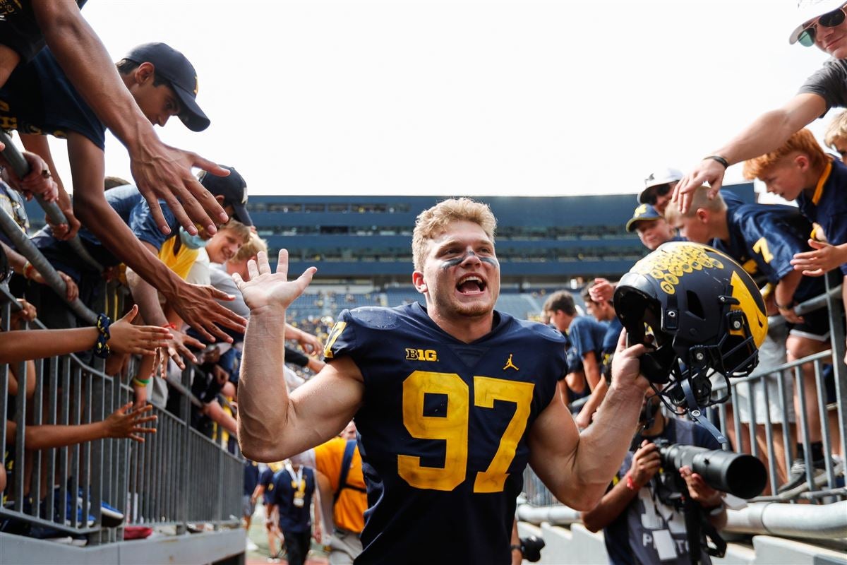 Heisman contender? PFF analyst has major praise for Michigan DE Aidan  Hutchinson