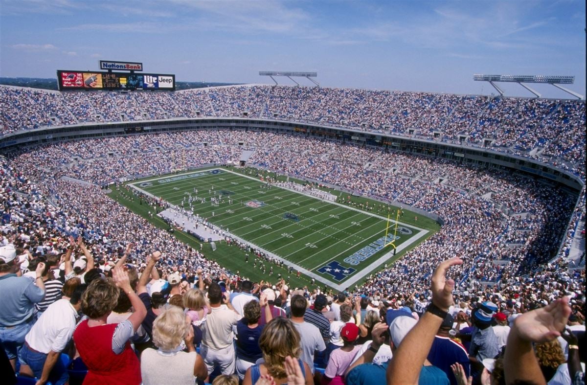 Oct. 26, 1993: Carolina Panthers become the NFL's 29th franchise