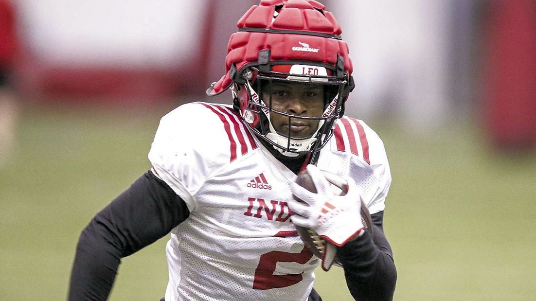 Indiana misspelled on jersey of Hoosiers freshman RB David Holloman