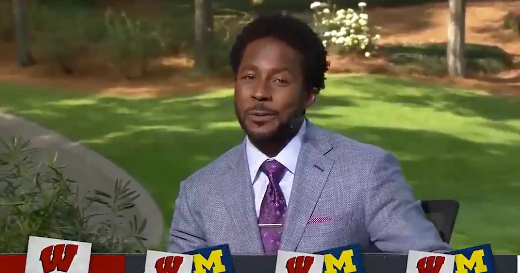 Betting odds mnf picks nfl season line week monday night football put account create WATCH: Desmond Howard picks against Michigan