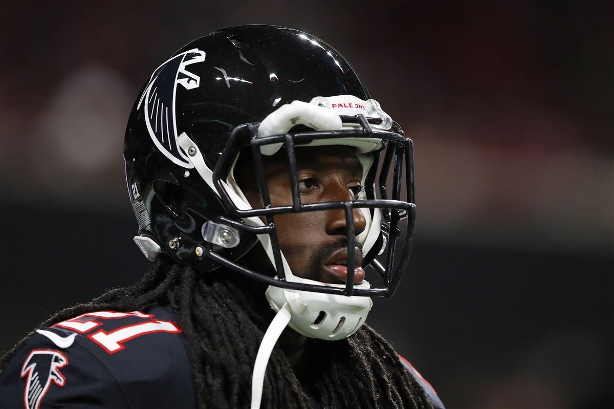 HOT SEAT: Falcons cornerback Desmond Trufant