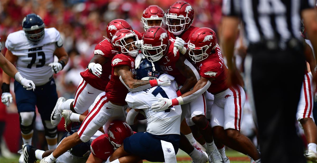 Arkansas Razorbacks defensive back AJ Brathwaite Jr. no longer with team