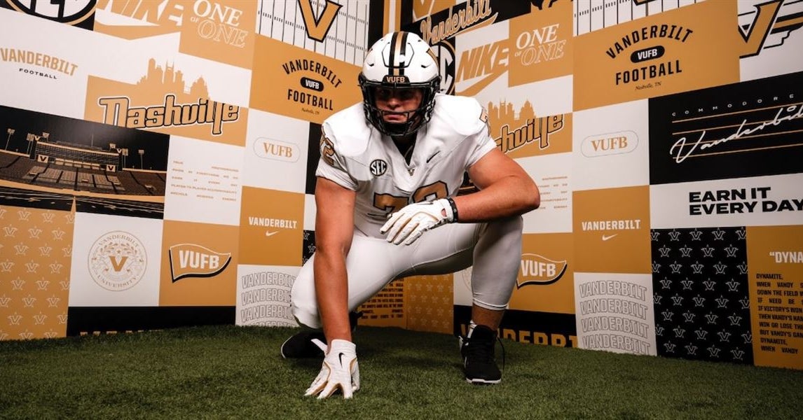 https://s3media.247sports.com/Uploads/Assets/918/165/13165918.jpeg?width=1200&height=628&crop=1.91:1&fit=cover
